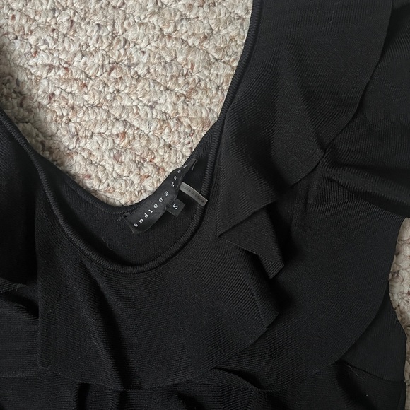 Endless Rose Ruffle Top - Picture 2 of 3